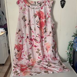 Floral Shortsleeve Dress